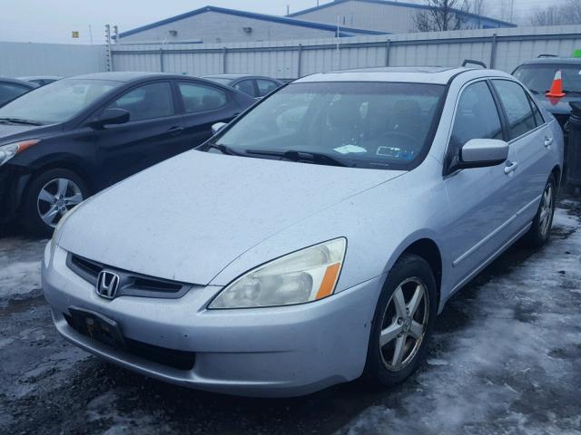 1HGCM56845A053766 - 2005 HONDA ACCORD EX SILVER photo 2