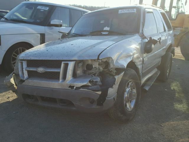 1FMZU70E32UD70267 - 2002 FORD EXPLORER S SILVER photo 2