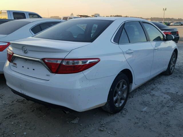 4T1BF1FKXHU411301 - 2017 TOYOTA CAMRY LE WHITE photo 4