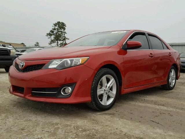 4T1BF1FK3EU732060 - 2014 TOYOTA CAMRY L RED photo 2