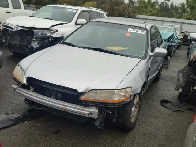 1HGCG16592A013409 - 2002 HONDA ACCORD EX BLUE photo 2