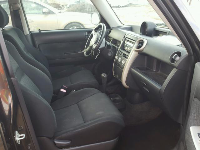 JTLKT324X64104681 - 2006 TOYOTA SCION XB 黑色 照片 5