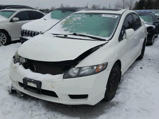 2HGFA1E09AH025970 - 2010 HONDA CIVIC EXL WHITE photo 2