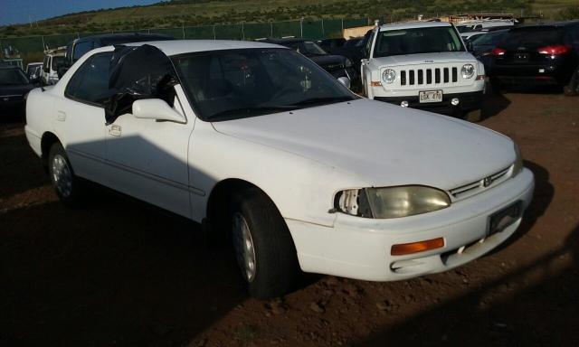 JT2BG12K9T0414495 - 1996 TOYOTA CAMRY DX WHITE photo 1