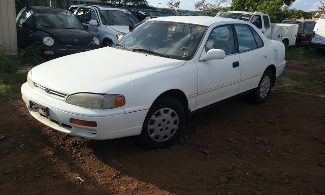 JT2BG12K9T0414495 - 1996 TOYOTA CAMRY DX WHITE photo 2