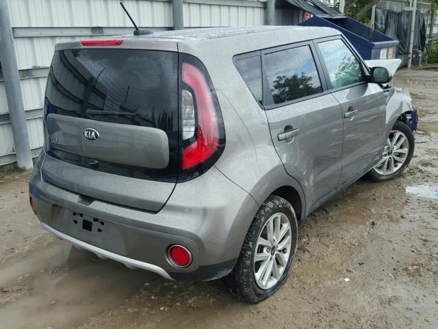 KNDJP3A56H7419632 - 2017 KIA SOUL + GRAY photo 4