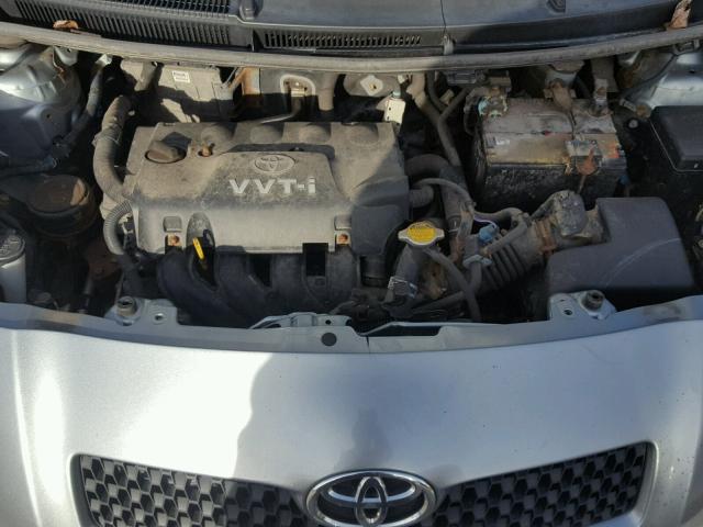 JTDJT923275095925 - 2007 TOYOTA YARIS SILVER photo 7