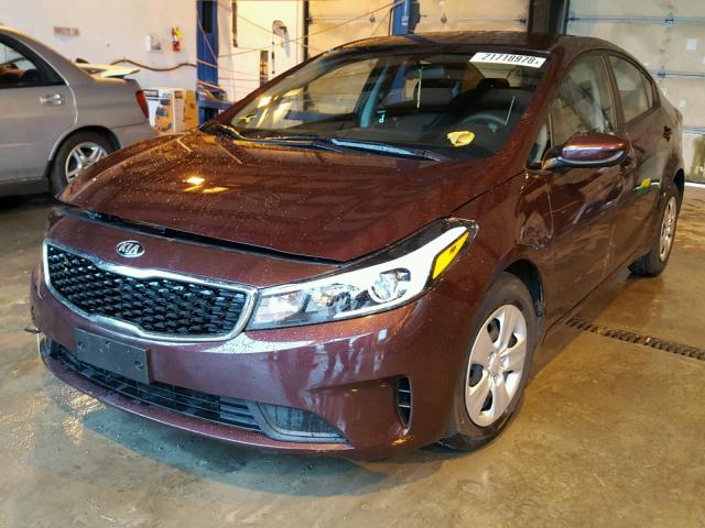 3KPFK4A75HE157274 - 2017 KIA FORTE LX BURGUNDY photo 2