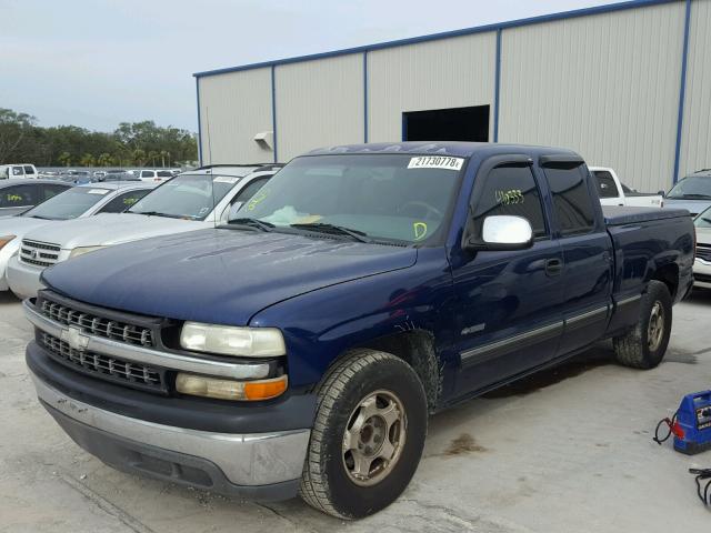 2GCEC19V111138377 - 2001 CHEVROLET SILVERADO BLUE photo 2