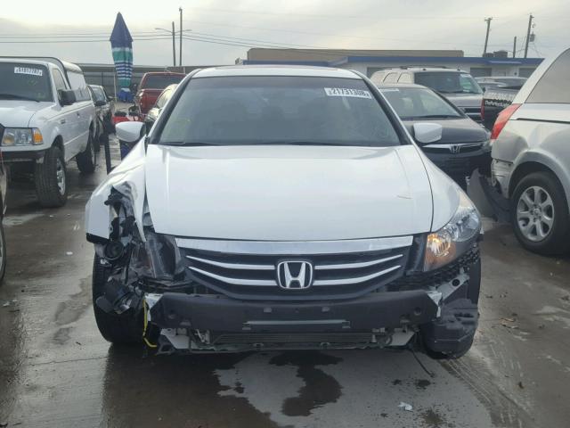 1HGCP3F83CA026664 - 2012 HONDA ACCORD EXL WHITE photo 9