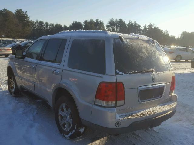 5LMEU88H35ZJ35150 - 2005 LINCOLN AVIATOR 白色 照片 3