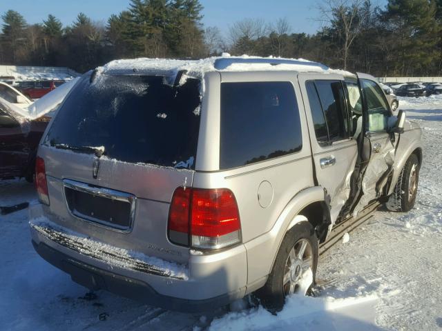 5LMEU88H35ZJ35150 - 2005 LINCOLN AVIATOR 白色 照片 4