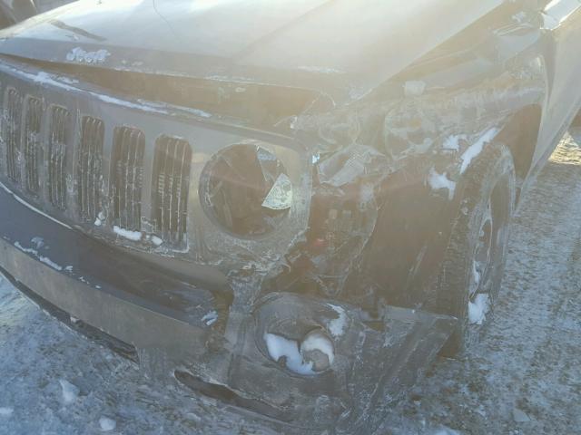 1J8FF28W17D355932 - 2007 JEEP PATRIOT SP GRAY photo 9