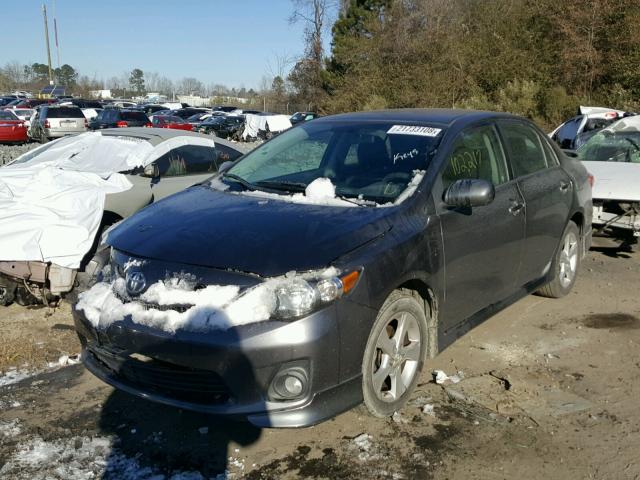 5YFBU4EE8DP143220 - 2013 TOYOTA COROLLA BA GRAY photo 2