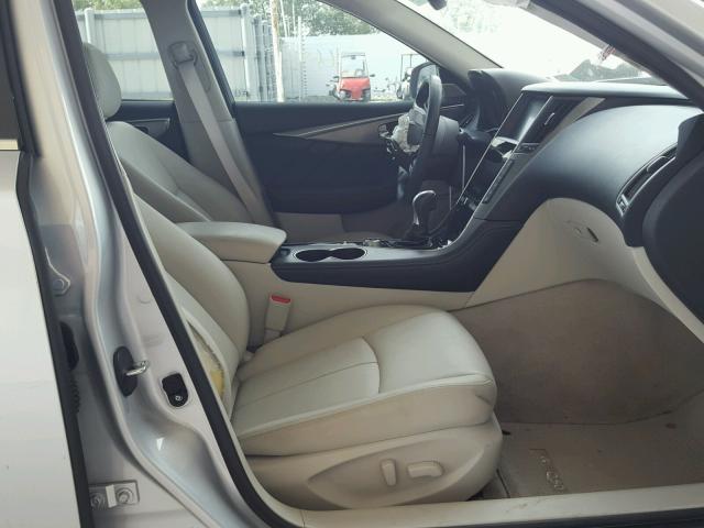 JN1CV7AP8HM641567 - 2017 INFINITI Q50 BASE SILVER photo 5