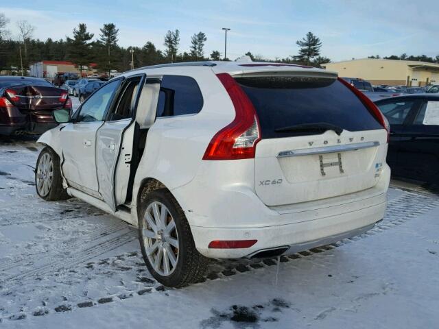 YV4902RC6F2571728 - 2015 VOLVO XC60 T6 WHITE photo 3