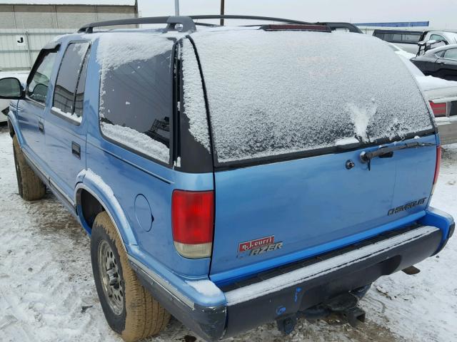 1GNDT13WXVK181612 - 1997 CHEVROLET BLAZER BLUE photo 3