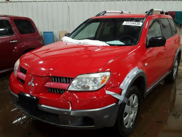 JA4LZ31F85U031322 - 2005 MITSUBISHI OUTLANDER RED photo 2