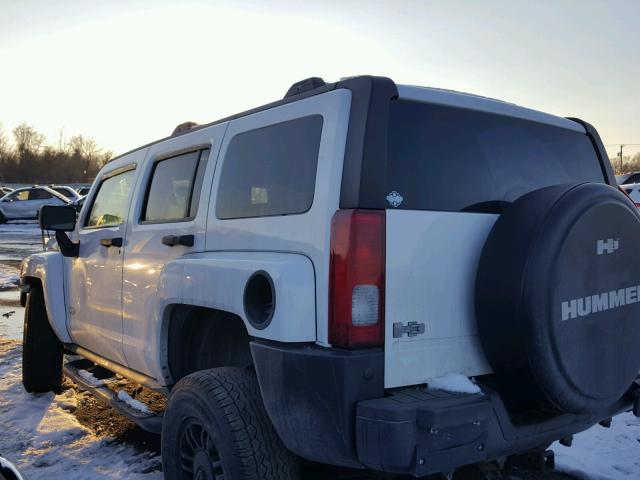 5GTEN13E988114461 - 2008 HUMMER H3 WHITE photo 3