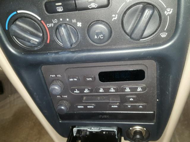 1Y1SK52842Z417988 - 2002 CHEVROLET GEO PRIZM 棕色 照片 9