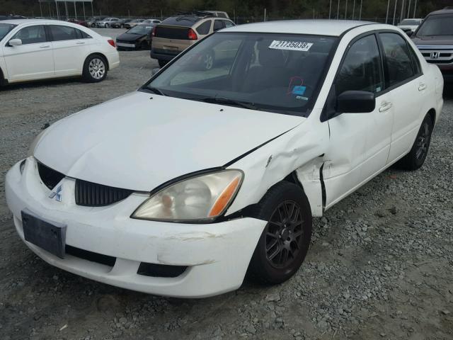 JA3AJ26E34U065938 - 2004 MITSUBISHI LANCER ES WHITE photo 2