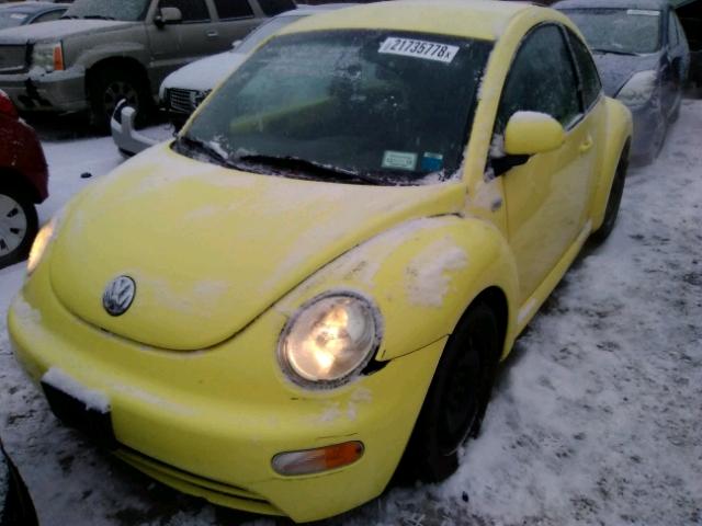 3VWBC21C7XM457364 - 1999 VOLKSWAGEN NEW BEETLE YELLOW photo 2