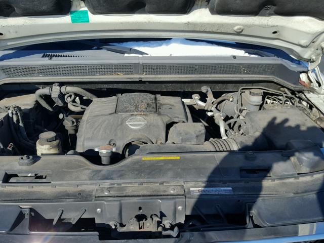 1N6AA06C09N305353 - 2009 NISSAN TITAN XE WHITE photo 7