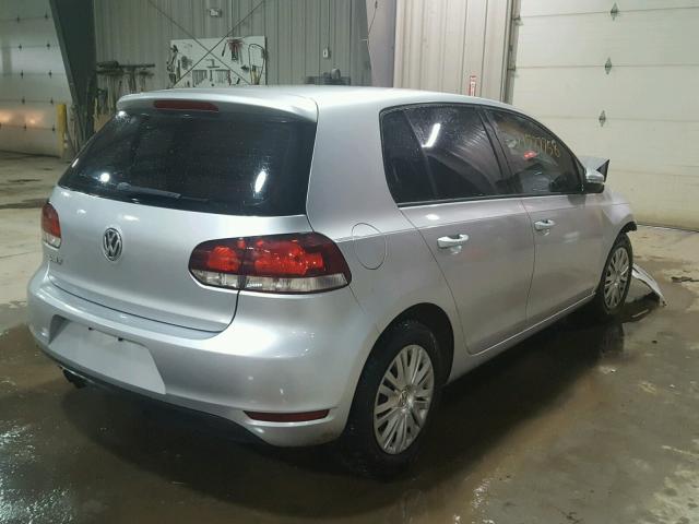 WVWDB7AJ8AW404612 - 2010 VOLKSWAGEN GOLF 银色 照片 4