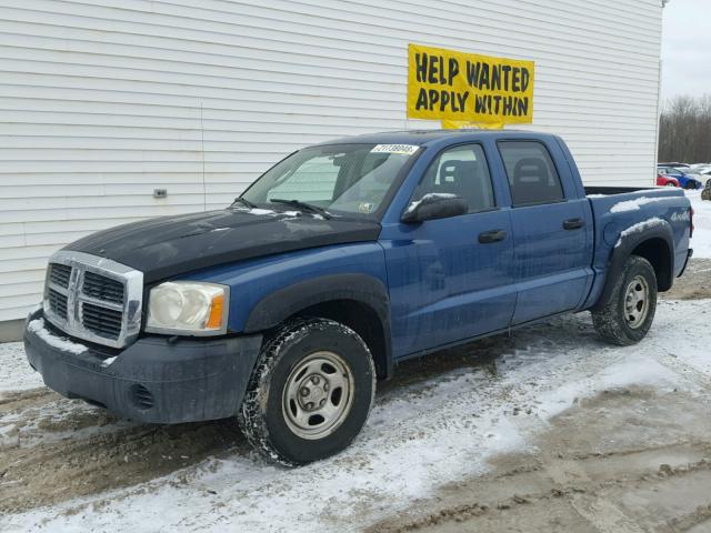 1D7HW28N16S557712 - 2006 DODGE DAKOTA QUA BLUE photo 2