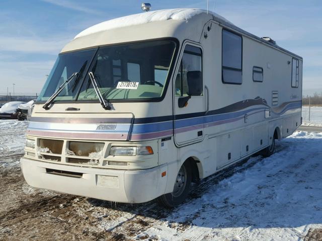 1GBKP37N0R3317834 - 1995 SOWI MOTOR HOME WHITE photo 2