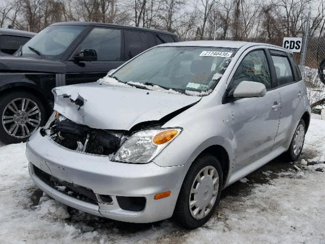 JTKKT624265000590 - 2006 TOYOTA SCION XA SILVER photo 2