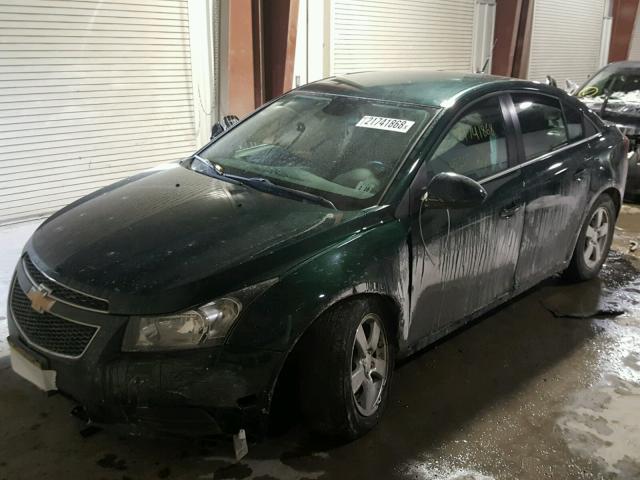 1G1PC5SB9E7242004 - 2014 CHEVROLET CRUZE LT GREEN photo 2