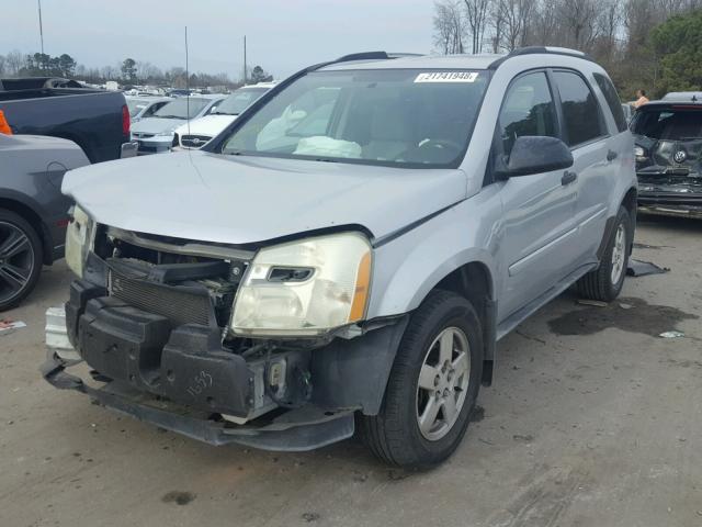 2CNDL13F156011145 - 2005 CHEVROLET EQUINOX LS SILVER photo 2