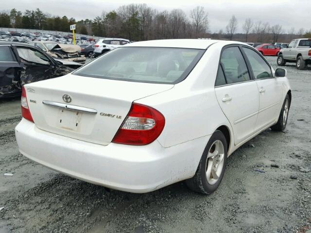 4T1BE32K52U102475 - 2002 TOYOTA CAMRY LE WHITE photo 4