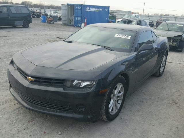 2G1FA1E36E9174354 - 2014 CHEVROLET CAMARO LS GRAY photo 2