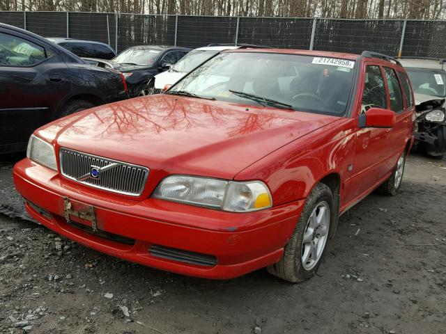 YV1LW61J2Y2665854 - 2000 VOLVO V70 BASE RED photo 2