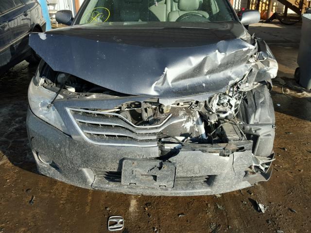 4T1BF3EK2BU225126 - 2011 TOYOTA CAMRY BASE GRAY photo 7