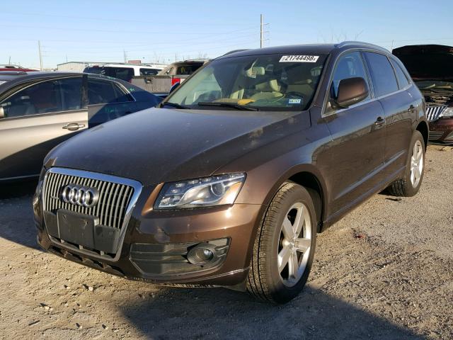 WA1LFAFP3BA016349 - 2011 AUDI Q5 PREMIUM BROWN photo 2