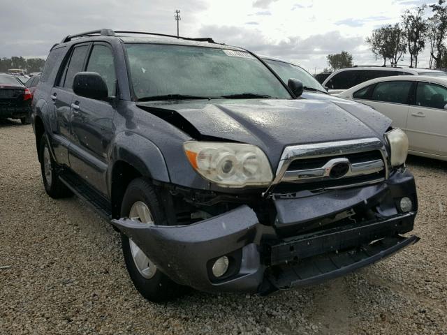 JTEZU14R768061927 - 2006 TOYOTA 4RUNNER SR GRAY photo 1