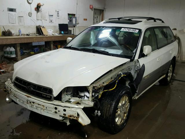 4S3BH806X27618876 - 2002 SUBARU LEGACY OUT WHITE photo 2