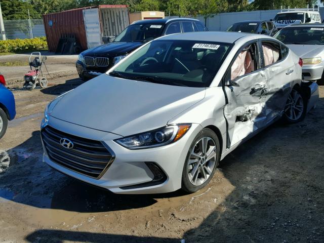 5NPD84LF6HH116688 - 2017 HYUNDAI ELANTRA SE SILVER photo 2