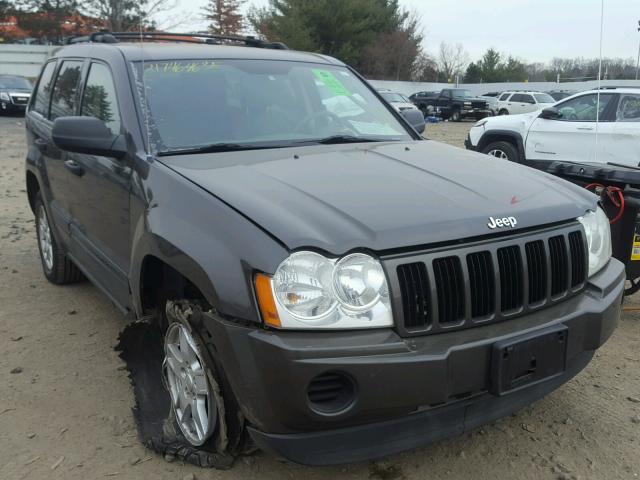 1J4GR48K25C605817 - 2005 JEEP GRAND CHER GRAY photo 1