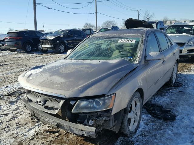 5NPEU46F57H266639 - 2007 HYUNDAI SONATA SE GRAY photo 2