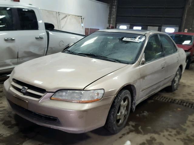 JHMCG565XYC005868 - 2000 HONDA ACCORD EX GOLD photo 2