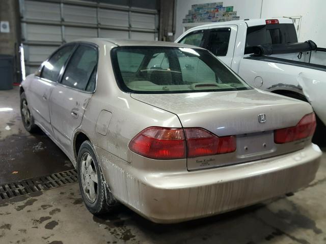 JHMCG565XYC005868 - 2000 HONDA ACCORD EX GOLD photo 3