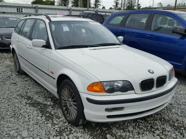 WBAAW33411EN80539 - 2001 BMW 325 IT WHITE photo 1