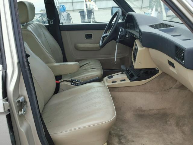 WBADC8408H1723051 - 1987 BMW 535 I AUTO GOLD photo 5