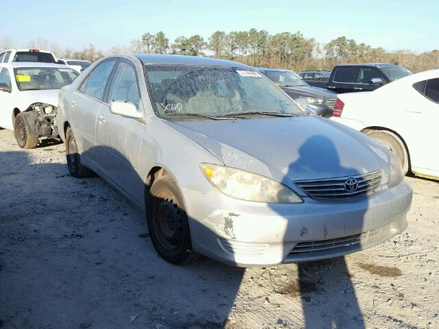 4T1BE32K75U576545 - 2005 TOYOTA CAMRY LE SILVER photo 1