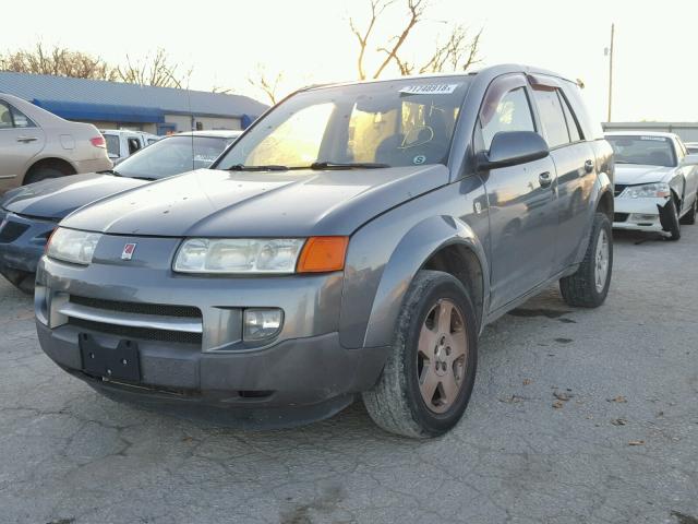 5GZCZ63495S836940 - 2005 SATURN VUE GRAY photo 2