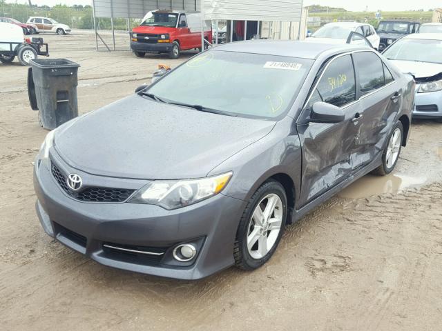 4T1BF1FK2EU344124 - 2014 TOYOTA CAMRY L GRAY photo 2